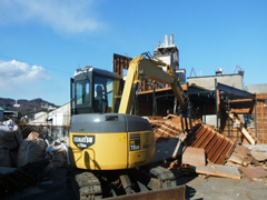 株木建設日立営業所 解体工事_解体施工中